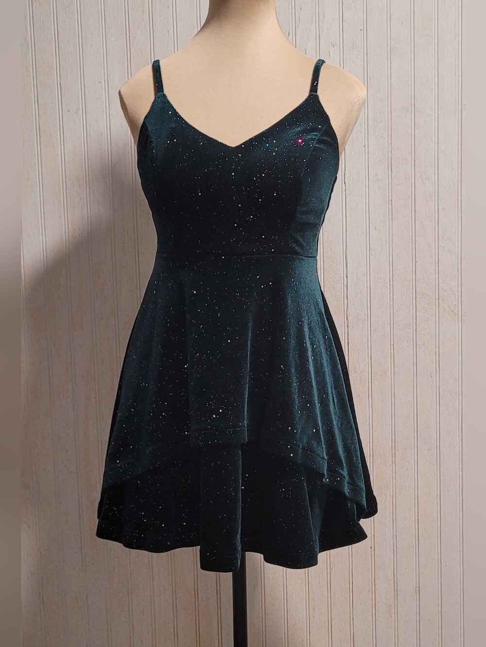 ​Xtraordinary Emerald Glitter Velvet Skater Dress Size 1 / XS
